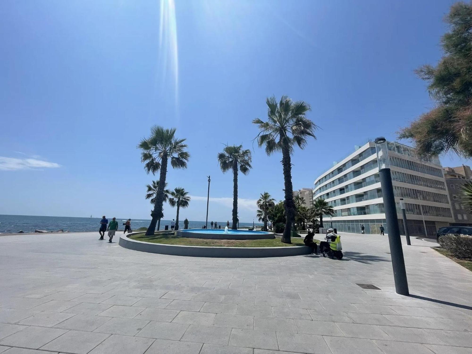 Amazing Penthouse On The Beach, Sea Views, Wifi, Airconditioning And Parking 托雷维耶哈 外观 照片