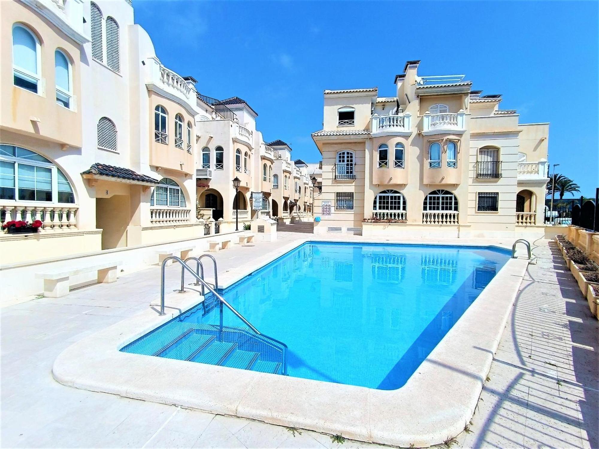 Amazing Penthouse On The Beach, Sea Views, Wifi, Airconditioning And Parking 托雷维耶哈 外观 照片